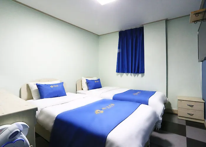 Peanut Hostel