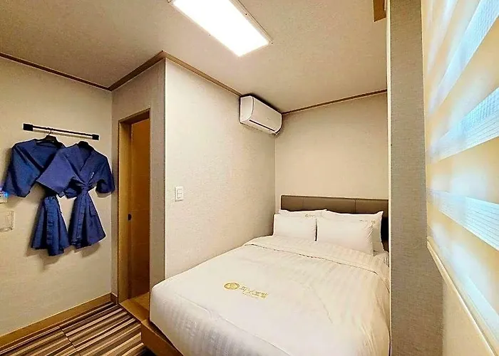 Peanut Hostel Seoul