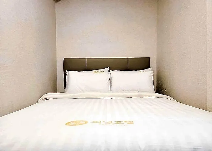 Peanut Hostel Seoul