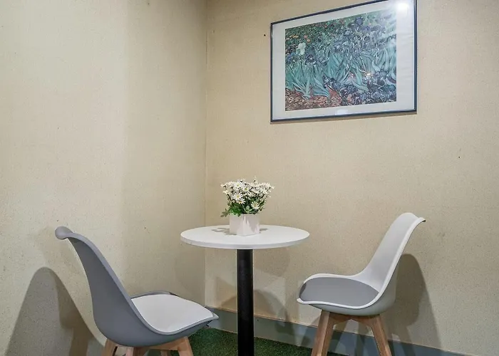 Peanut Hostel *