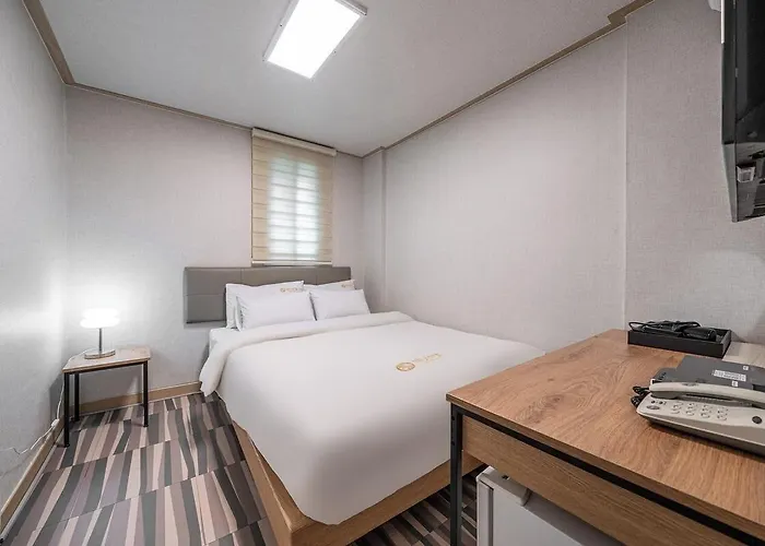 Peanut Hostel