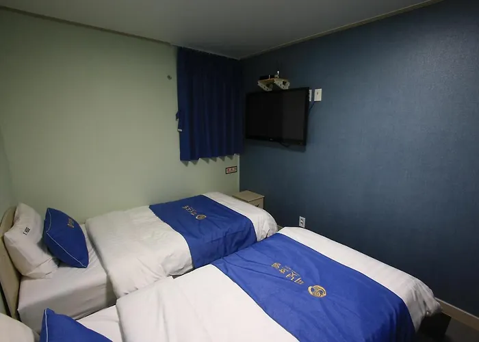 Peanut Hostel